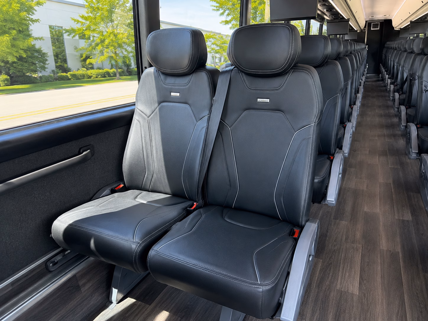 grapevine wine trail buses from denton